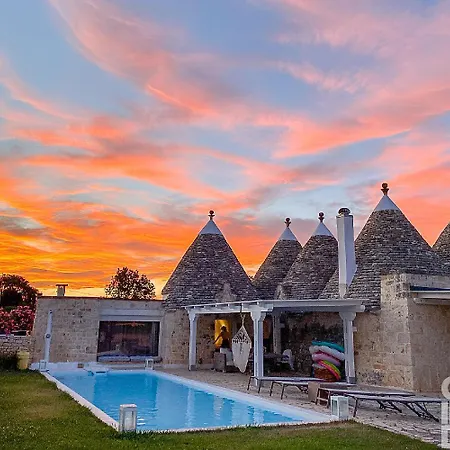 Trullo Allegro * Ostuni